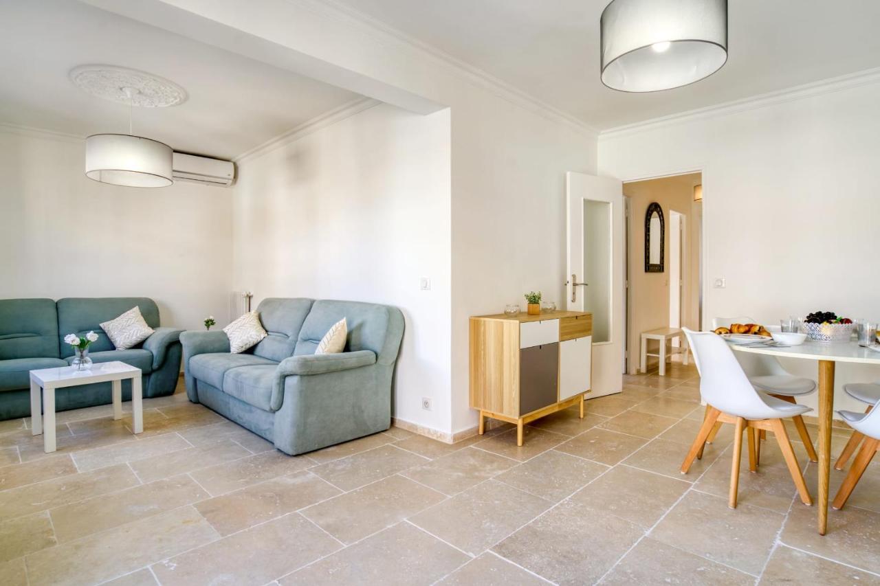 Appartement Bricka - Welkeys อองทีบส์ ภายนอก รูปภาพ